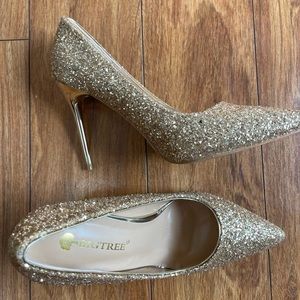 Heels golden fancy sparkle brand new